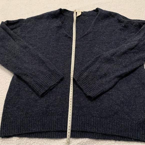 H&M V-neck Dark Blue  Oversized Sweater - Picture 6 of 8